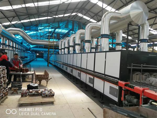 120×1.8/1.6米天然氣燒高檔琉璃瓦輥道窯生產線（日產50噸，素燒釉燒綜合能耗75m3/噸產品）